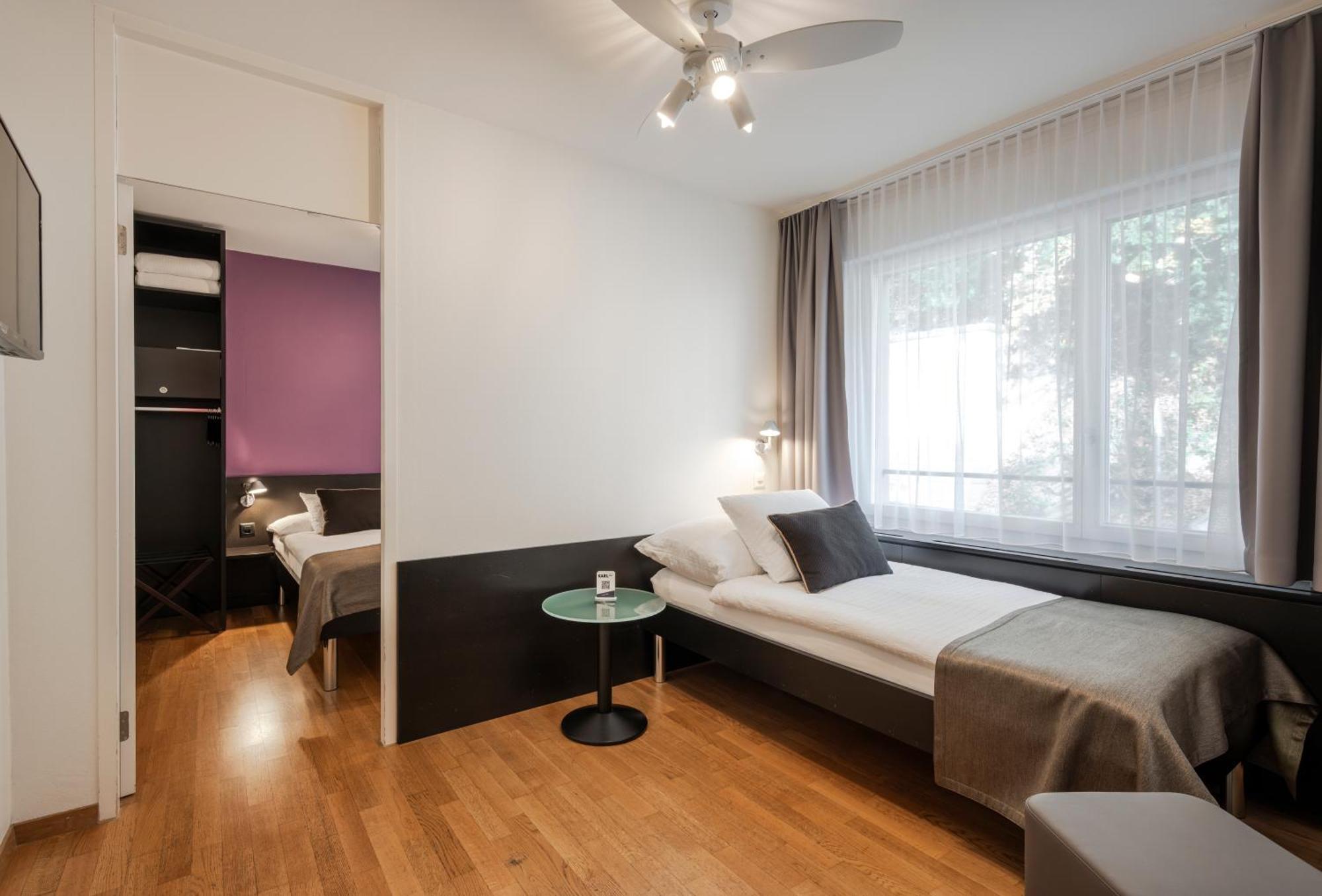 Triple Room,1742606201:JPEG
